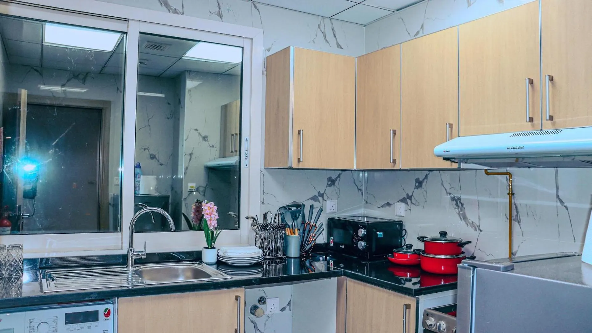 2Bhk Apartment Dubai United Arab Emirates